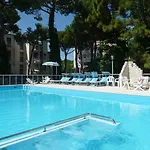 Hotel Astra 3*