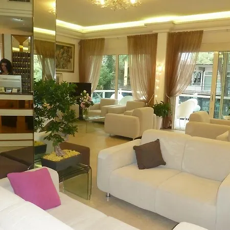 Hotel Astra 3*