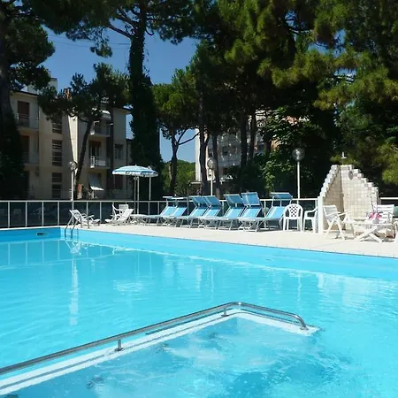 Hotel Astra 3*